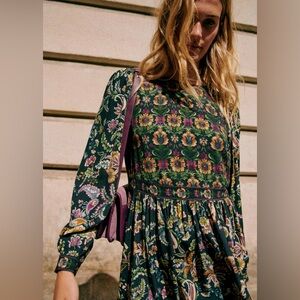 Sezane Andrea Dress in Navy Arabesque Flowers NWT